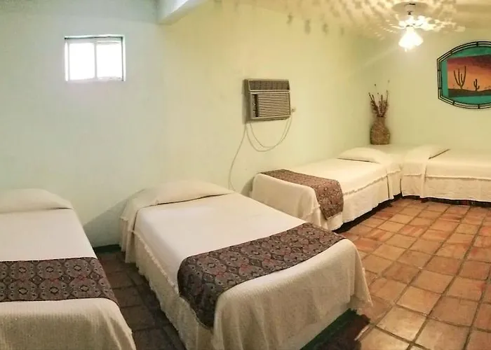 Cabo Hotel 2*